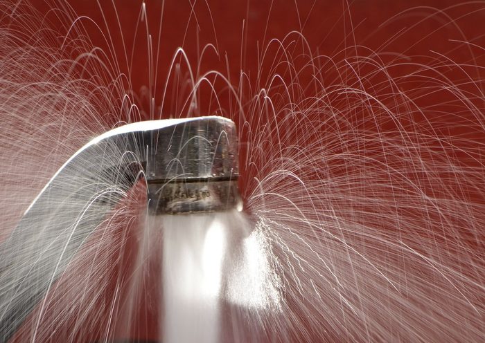 Pommeau de douche chromé